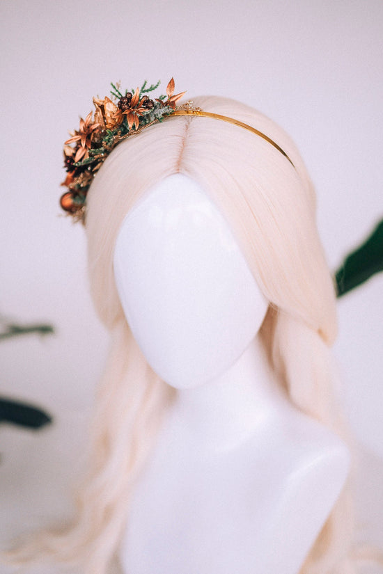 Christmas flower crown, Christmas hair wreath, Christmas wreath, Christmas party, Christmas outfit, Flower headband, Christmas headband