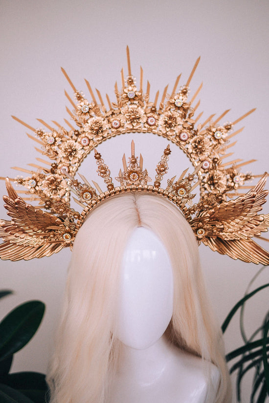 Gold Halo Crown, Angelic Goddess Headpiece, Celestial Winged Tiara, Luxury Festival Crown, Bridal Halo, Maternity Photoshoot, Handmade