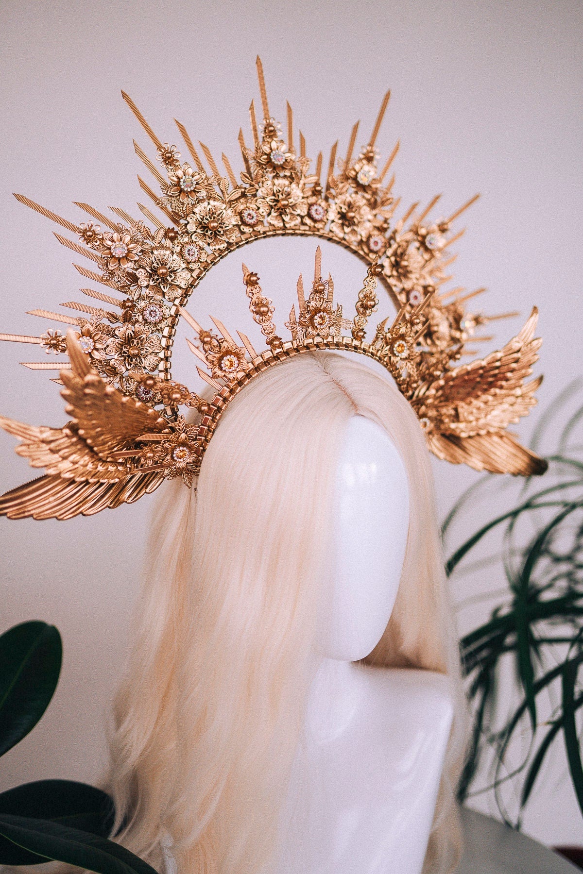 Gold Halo Crown, Angelic Goddess Headpiece, Celestial Winged Tiara, Luxury Festival Crown, Bridal Halo, Maternity Photoshoot, Handmade