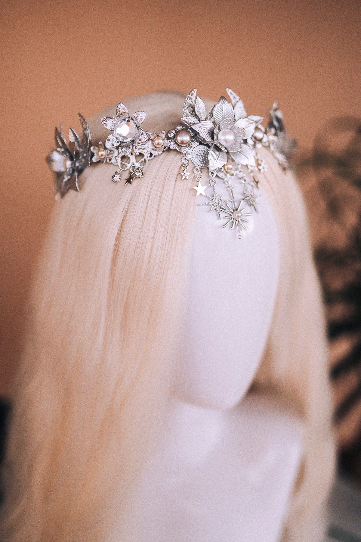 Celestial Silver Flower Tiara, Boho Bridal Crown, Goddess Wedding Headpiece, Pearl Fantasy Tiara, Handmade Star Crown