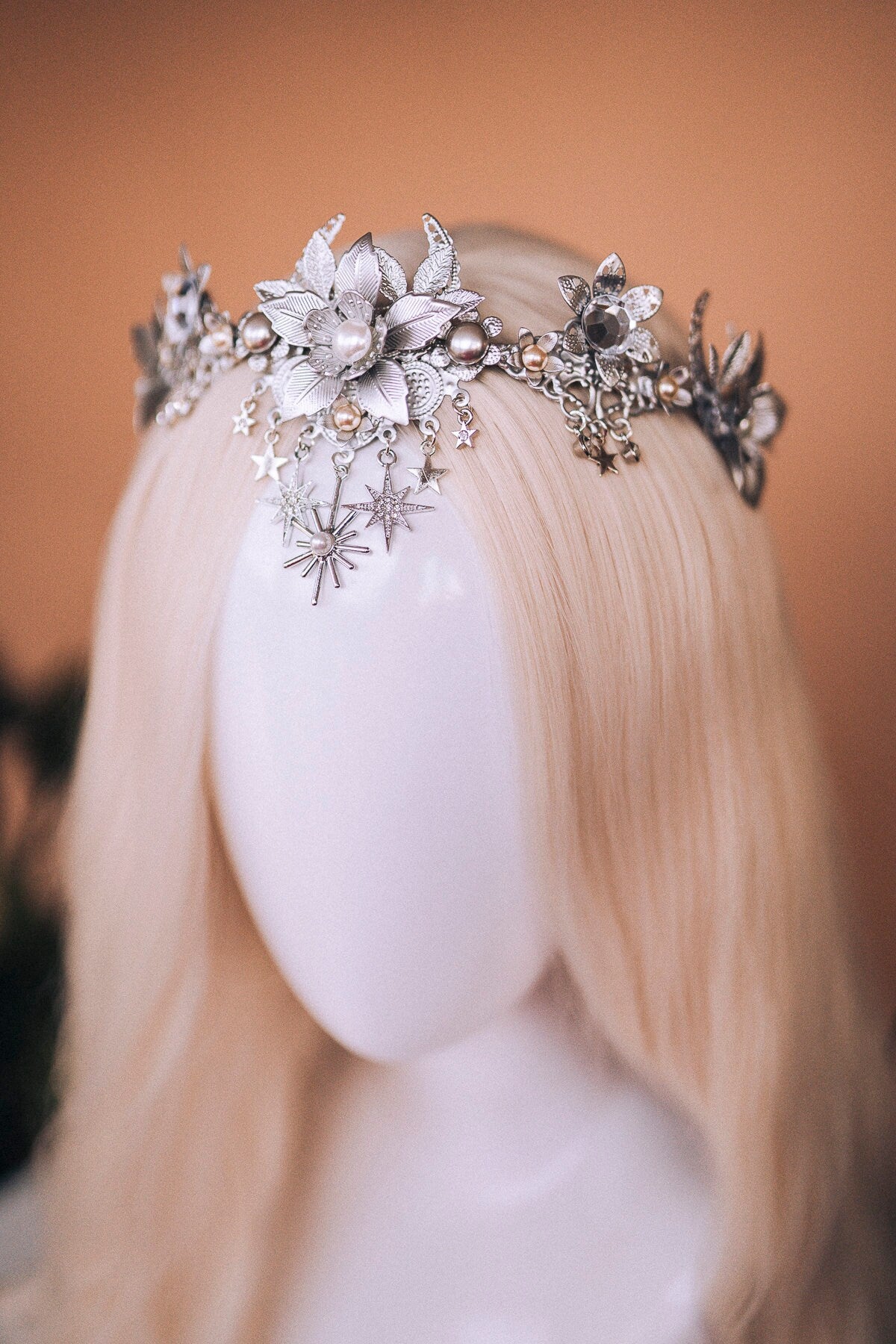 Celestial Silver Flower Tiara, Boho Bridal Crown, Goddess Wedding Headpiece, Pearl Fantasy Tiara, Handmade Star Crown