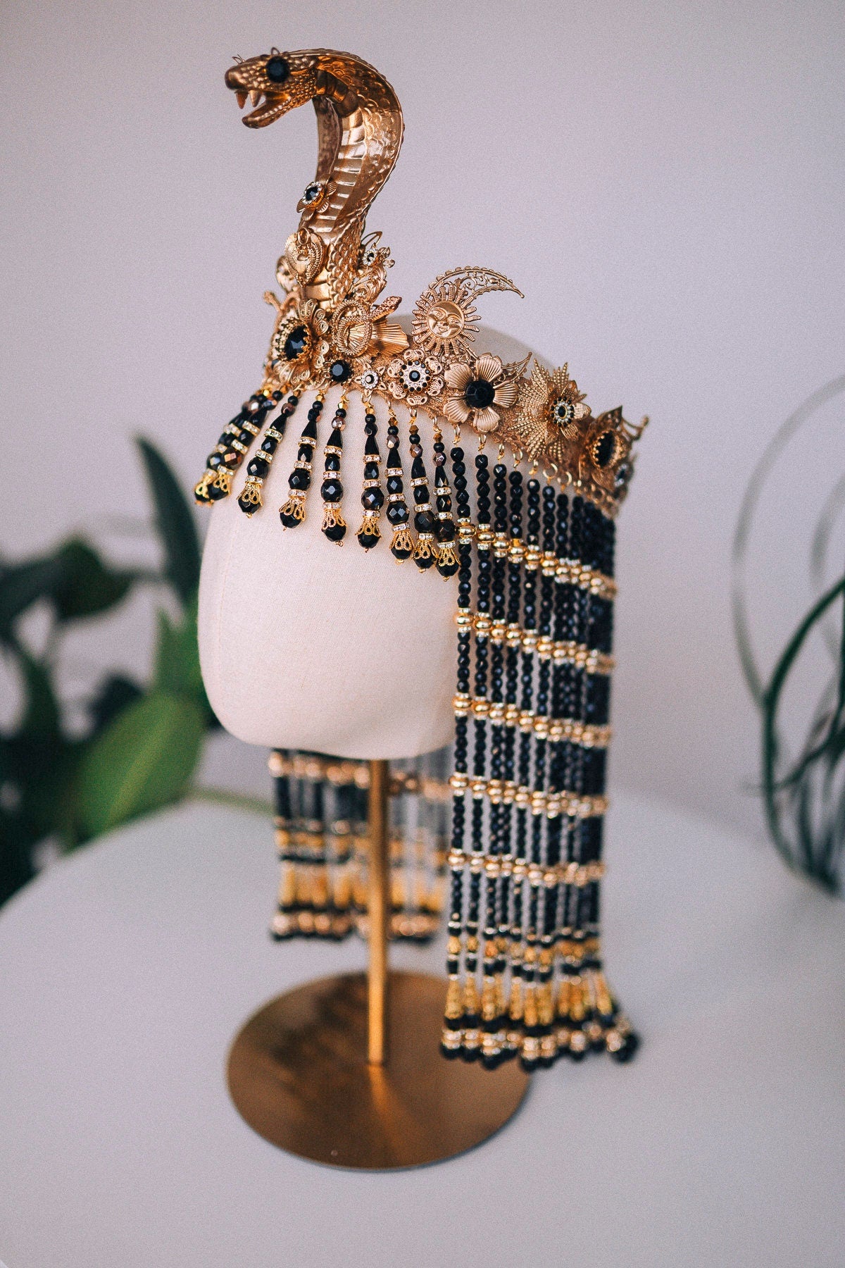 Cleopatra Black Crown, Egyptian Gold Crown, Regal Headpiece, Carnival Cleopatra Crown, Mardi Gras Costume, Halloween Cleopatra Costume