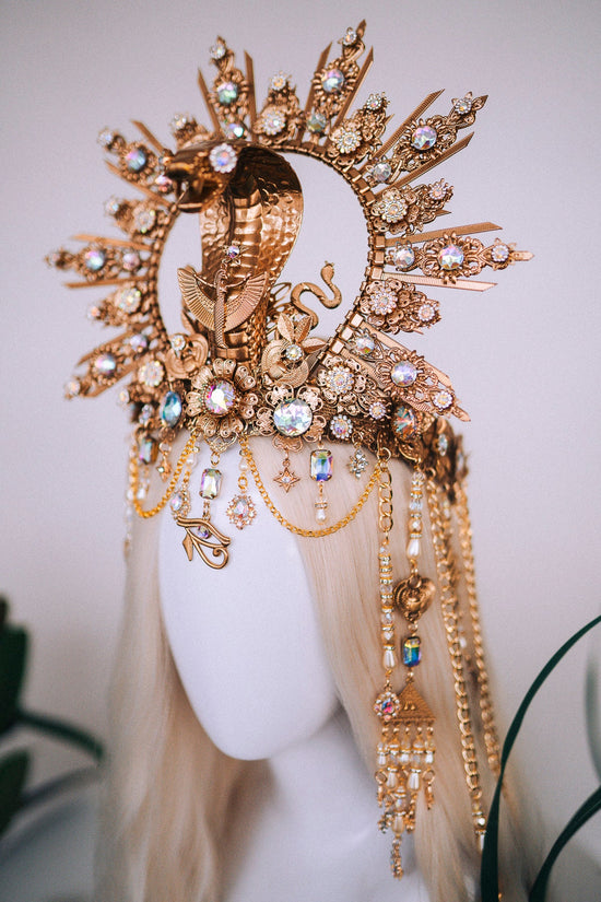 Cleopatra costume accessories