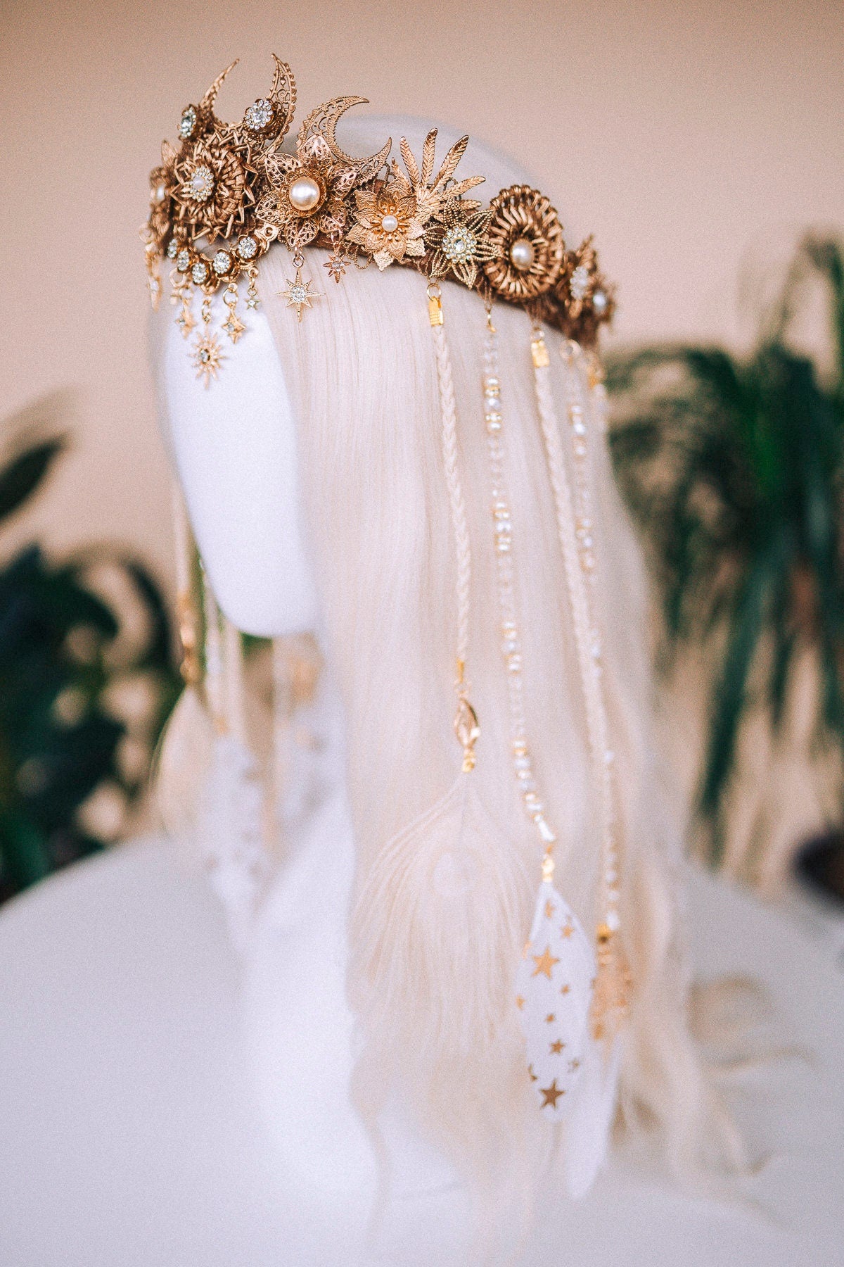 Celestial Goddess Crown, Boho Wedding Tiara, Gold Filigree Headpiece, Moon Sun Halo, Ethereal Festival Crown, Mystic Queen, Ritual Tiara