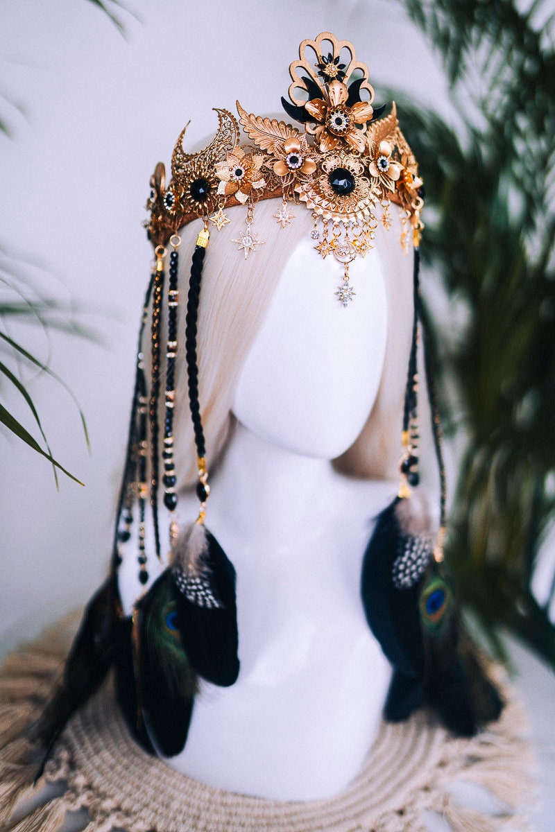 Boho Goddess Crown, Feather Headpiece, Festival Tiara, Celestial Halo, Gold Headpiece, Peacock Feathers, Mystic Queen, Ritual Crown