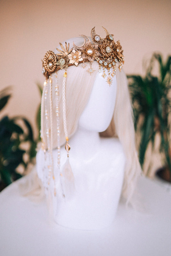 Celestial Goddess Crown, Boho Wedding Tiara, Gold Filigree Headpiece, Moon Sun Halo, Ethereal Festival Crown, Mystic Queen, Ritual Tiara