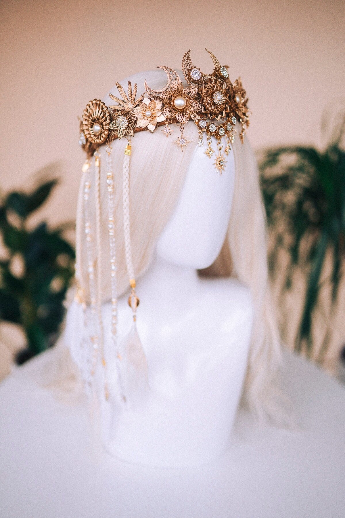 Celestial Goddess Crown, Boho Wedding Tiara, Gold Filigree Headpiece, Moon Sun Halo, Ethereal Festival Crown, Mystic Queen, Ritual Tiara