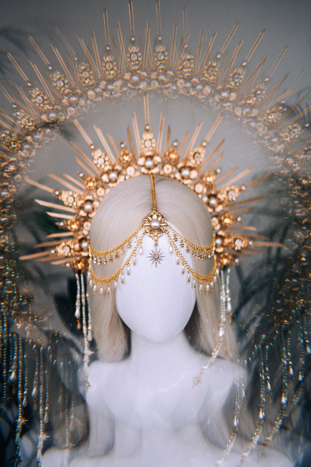 Gold halo crown, Bridal headpiece, Halo headpiece, Gold crown, Flower crown, Bridal crown, Wedding headpiece, Festival crown, Wedding crown