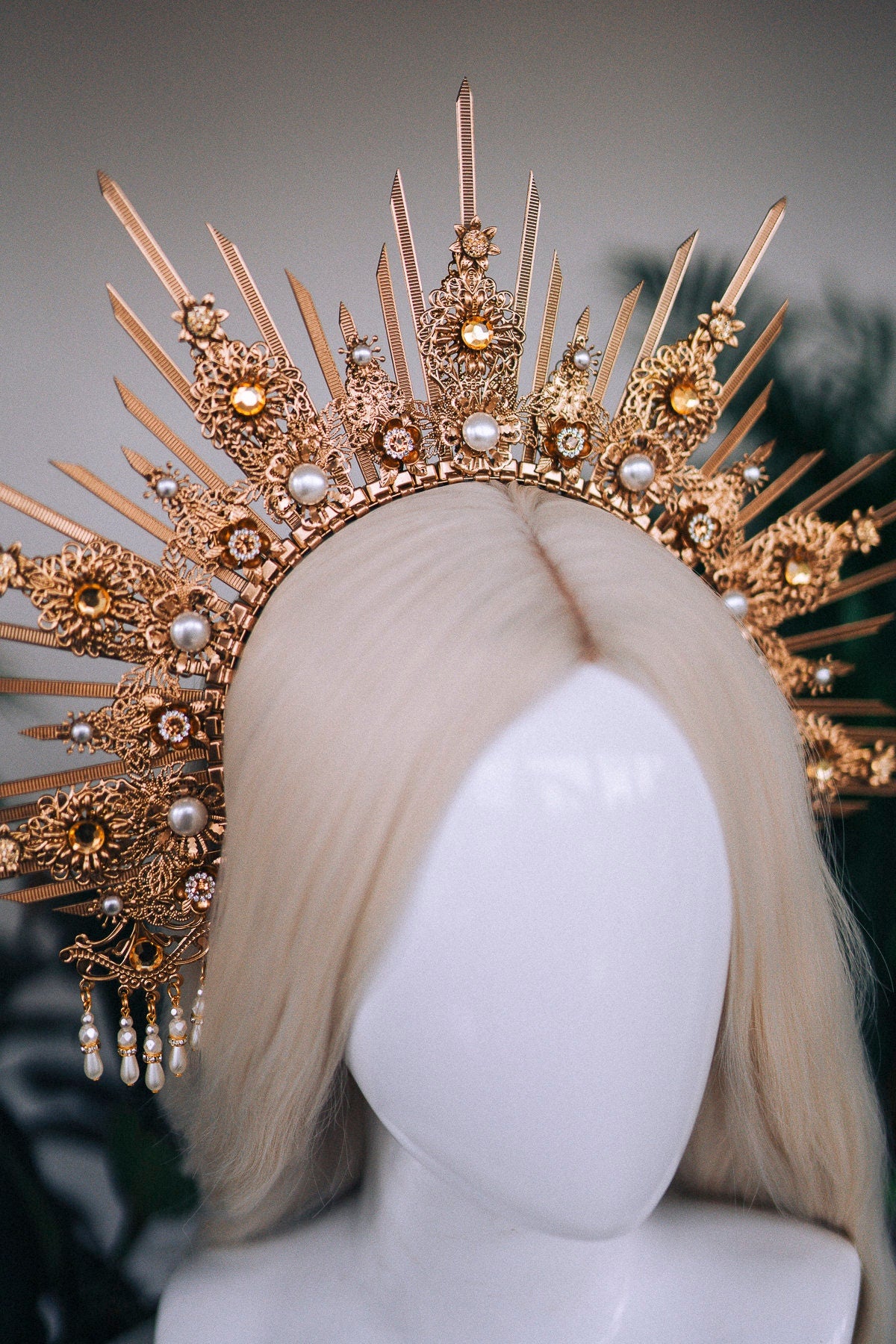 Gold halo crown, Bridal headpiece, Halo headpiece, Gold crown, Flower crown, Bridal crown, Wedding headpiece, Festival crown, Wedding crown