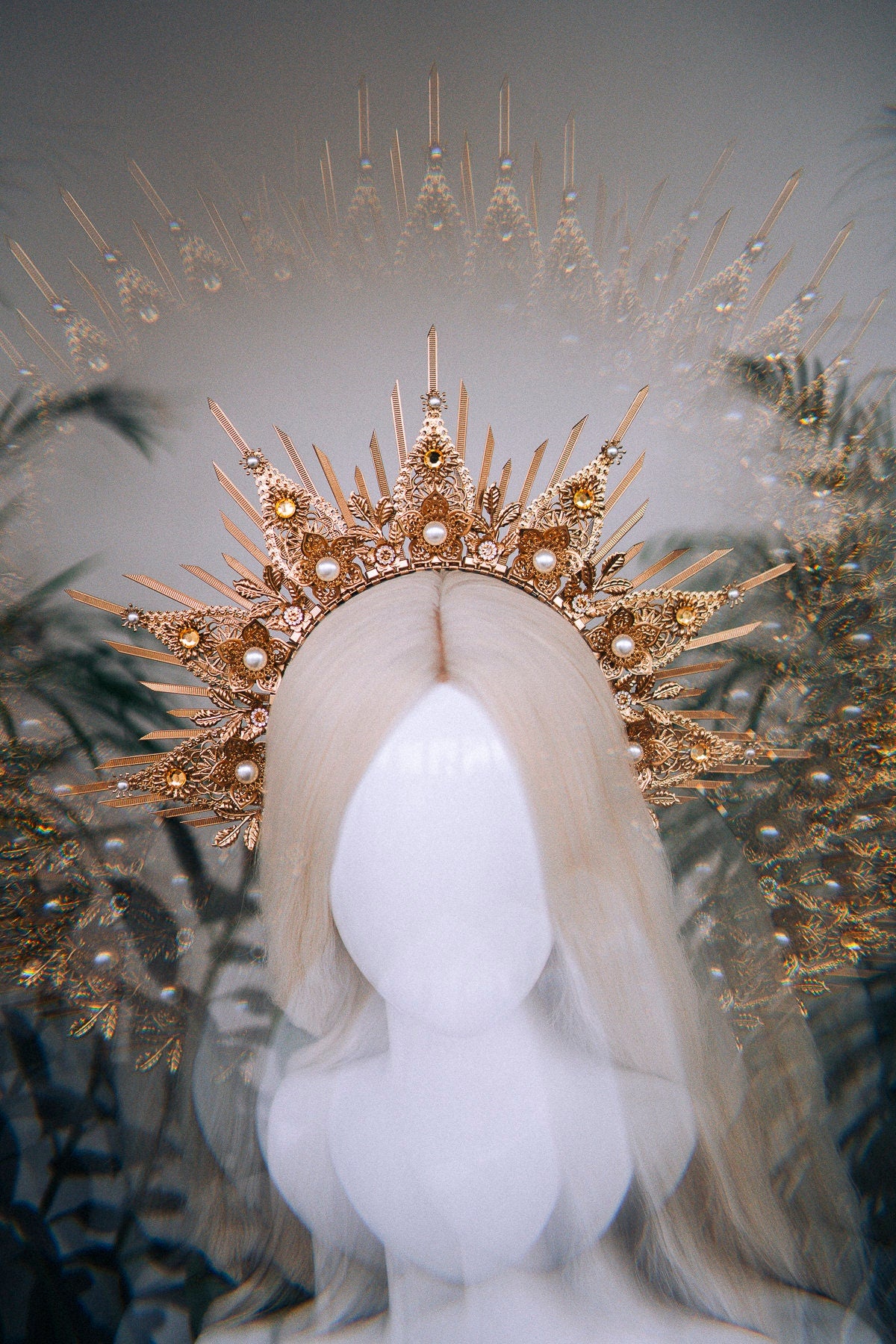 Goddess Wedding Crown, Celestial Bridal Tiara, Golden Festival Headpiece, Boho Goddess Crown, Sunburst Crown for Maternity Photoshoot
