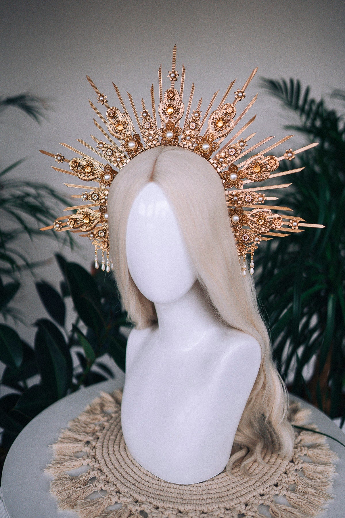 Gold halo crown, Bridal headpiece, Halo headpiece, Gold crown, Flower crown, Bridal crown, Wedding headpiece, Festival crown, Wedding crown