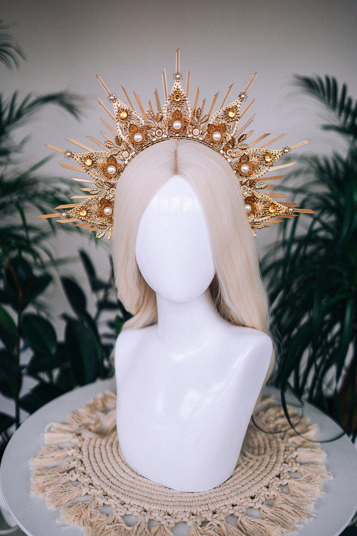 Goddess Wedding Crown, Celestial Bridal Tiara, Golden Festival Headpiece, Boho Goddess Crown, Sunburst Crown for Maternity Photoshoot