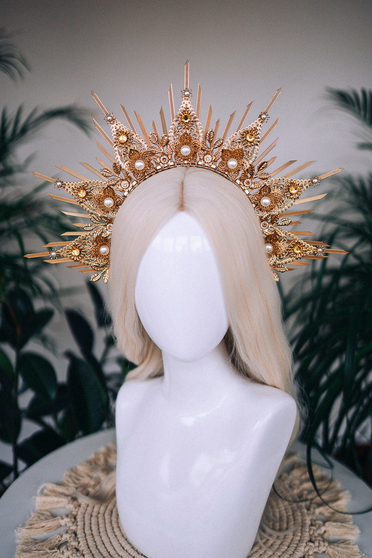 Goddess Wedding Crown, Celestial Bridal Tiara, Golden Festival Headpiece, Boho Goddess Crown, Sunburst Crown for Maternity Photoshoot