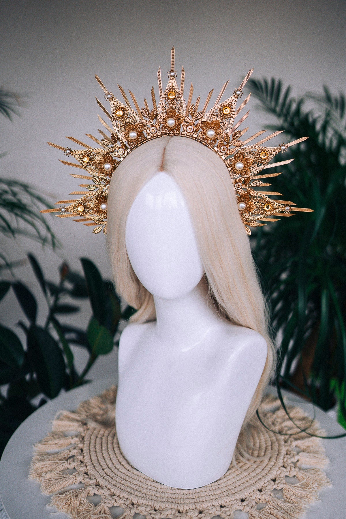 Goddess Wedding Crown, Celestial Bridal Tiara, Golden Festival Headpiece, Boho Goddess Crown, Sunburst Crown for Maternity Photoshoot