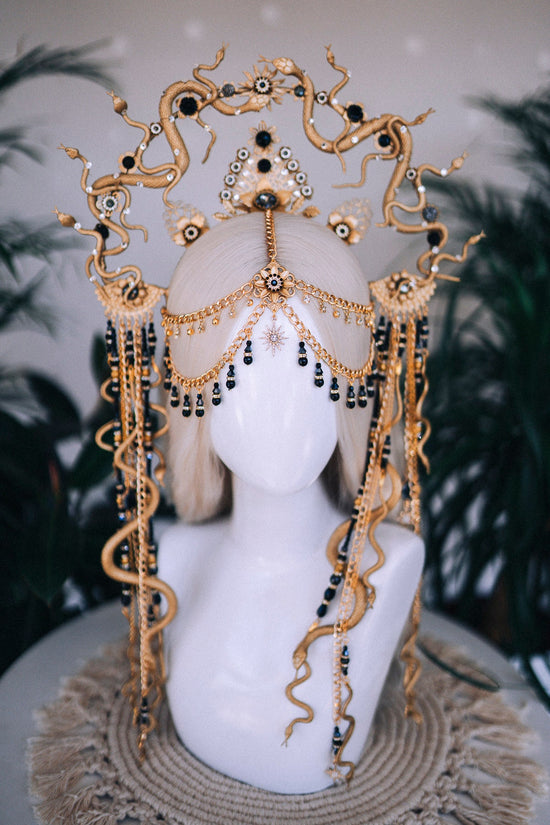 Medusa Oracle Serpent Crown, Gold Snake Crown, Medusa Goddess Halo, Statement Headpiece, Black Gold Crown, Serpent Headdress, Celestial