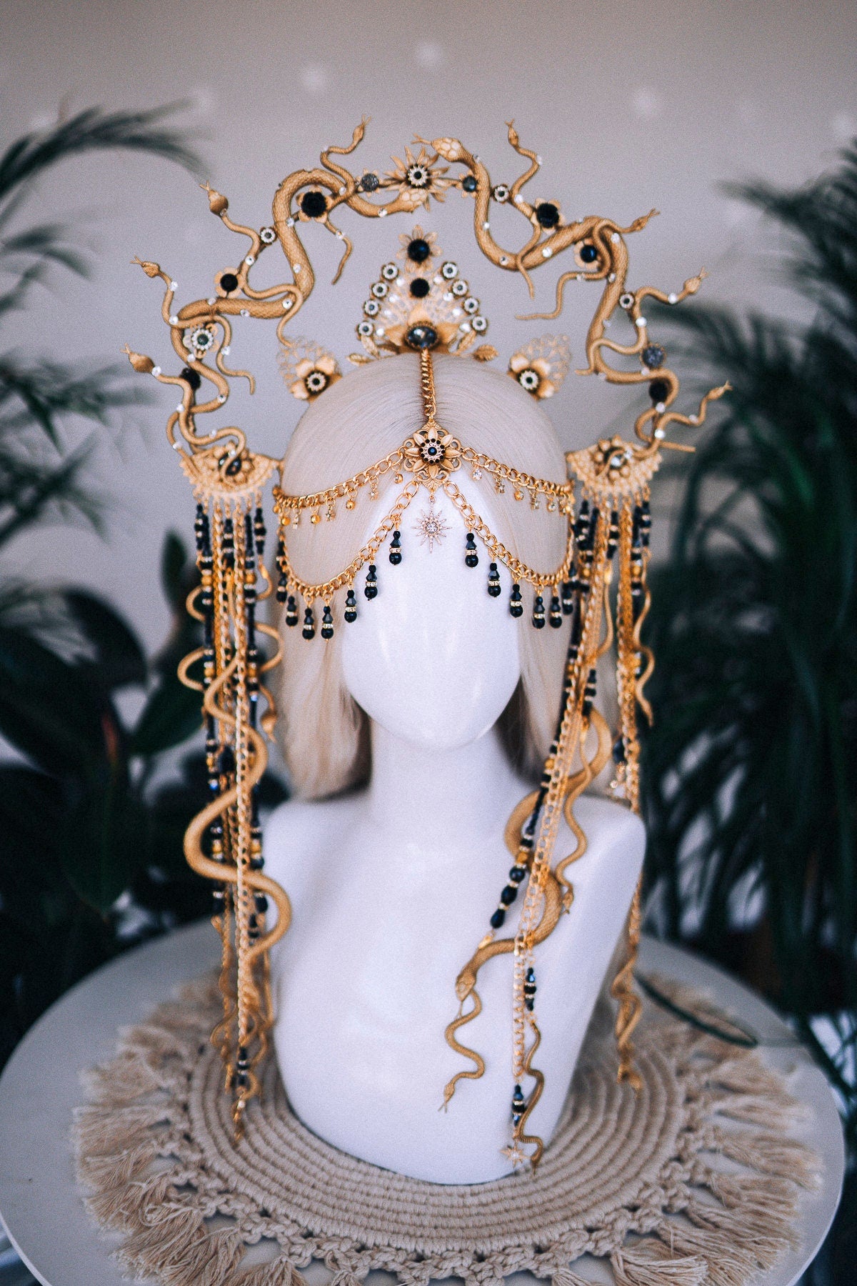 Medusa Oracle Serpent Crown, Gold Snake Crown, Medusa Goddess Halo, Statement Headpiece, Black Gold Crown, Serpent Headdress, Celestial