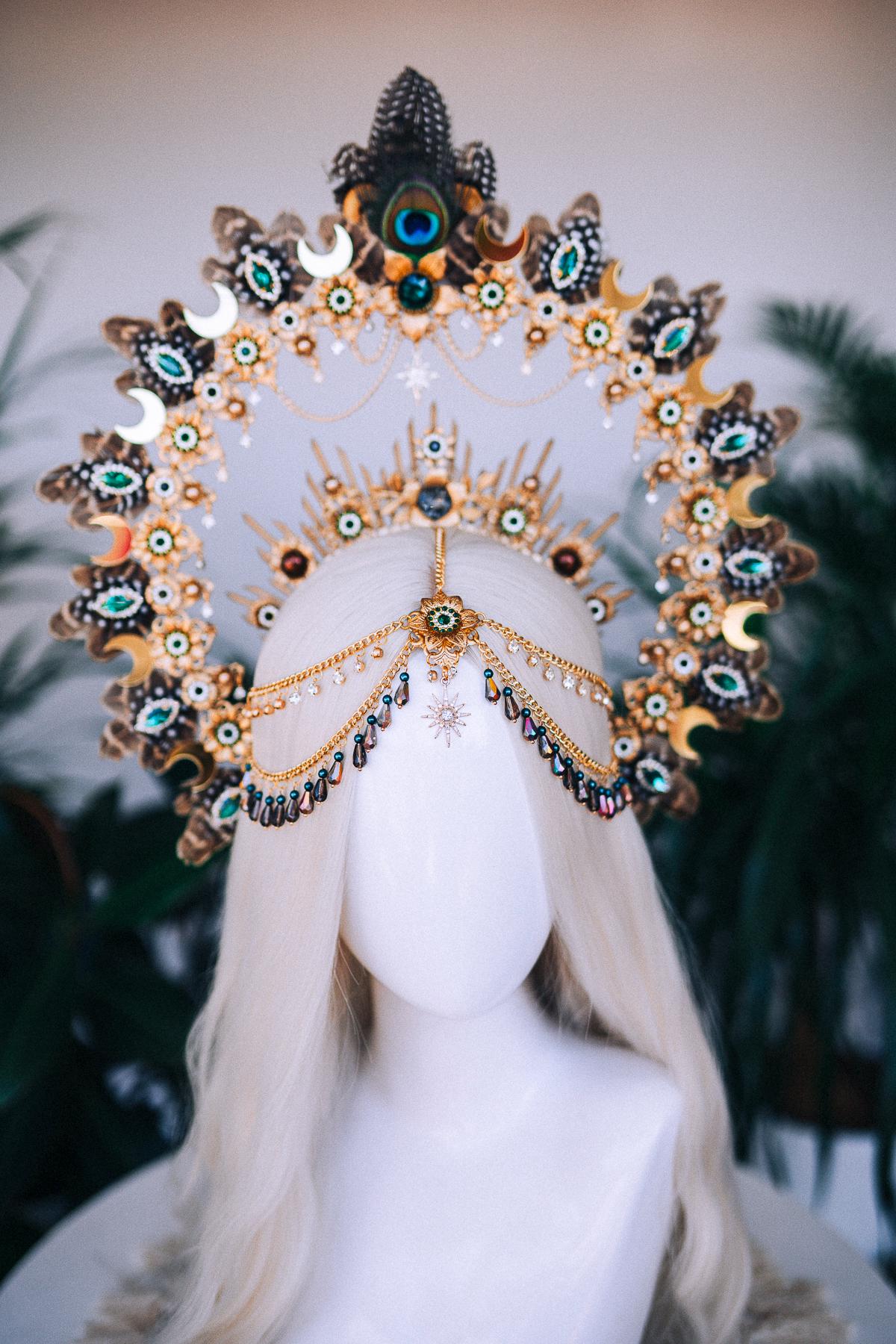 Peacock Halo Crown, Golden Shaman Headpiece, Tribal Goddess Headdress, Boho Festival Costume, Exotic Feather Statement Crown