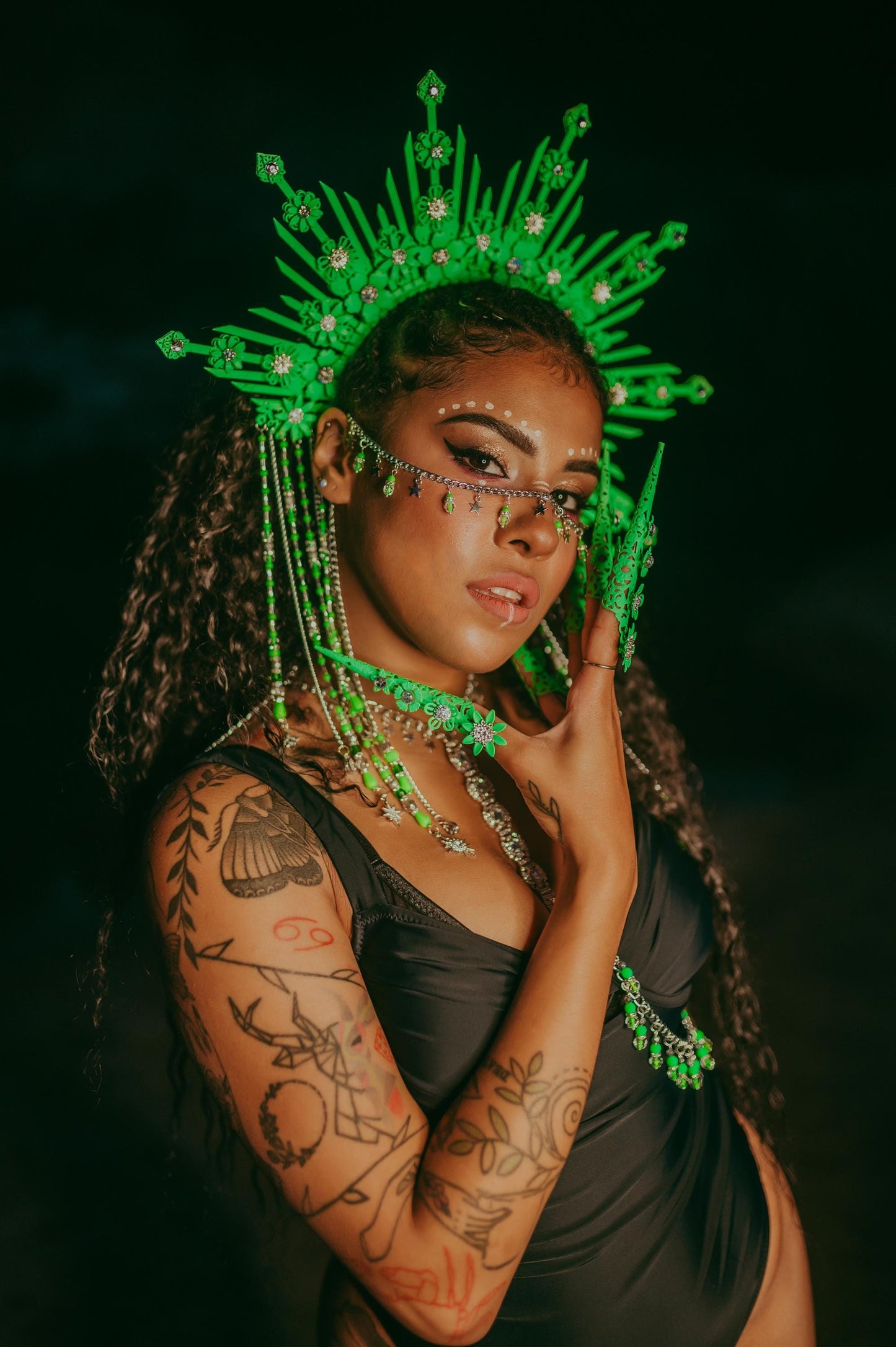 Neon UV Face Jewelry, Festival Face Chain, Rave Headpiece, Burning Man Accessories, Blacklight Glow, EDC Face Harness, Statement Jewelry