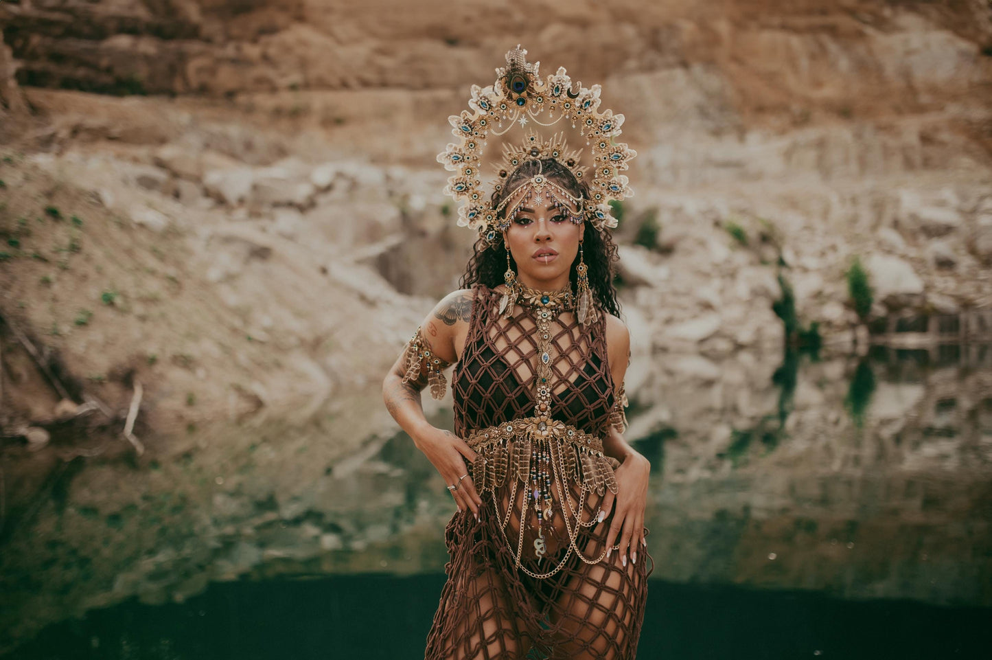 Peacock Halo Crown, Golden Shaman Headpiece, Tribal Goddess Headdress, Boho Festival Costume, Exotic Feather Statement Crown