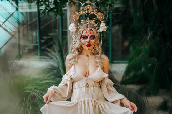 La Catrina White Gold Flower Crown, Día De Los Muertos, Bridal Halo, Mexican Headpiece, Sugar Skull, Festival Tiara, Handmade Costume