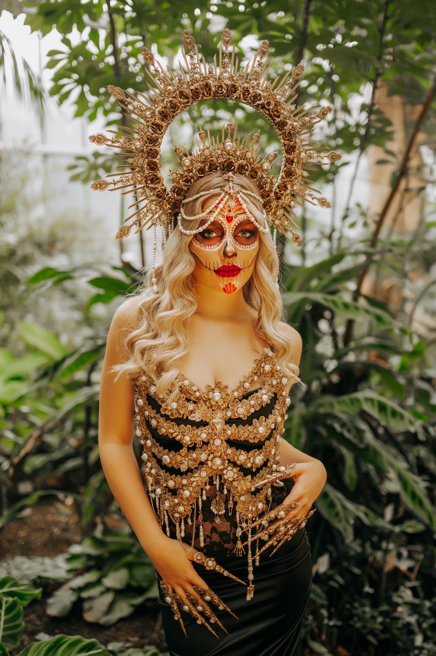 Golden La Catrina Halo Crown, Flower Crown, Día De Los Muertos, Sugar Skull, Pearl Bridal Crown, Festival Headpiece, Gold Rose Crown