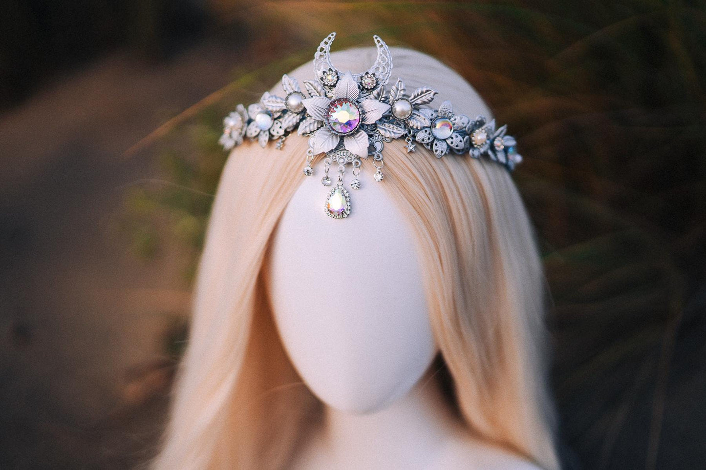 Boho Wedding Tiara, Silver Beach Bride Crown, Celestial Moon Headpiece, Sea Pearl Tiara, Mermaid Bridal Hair Accessory, Goddess Tiara