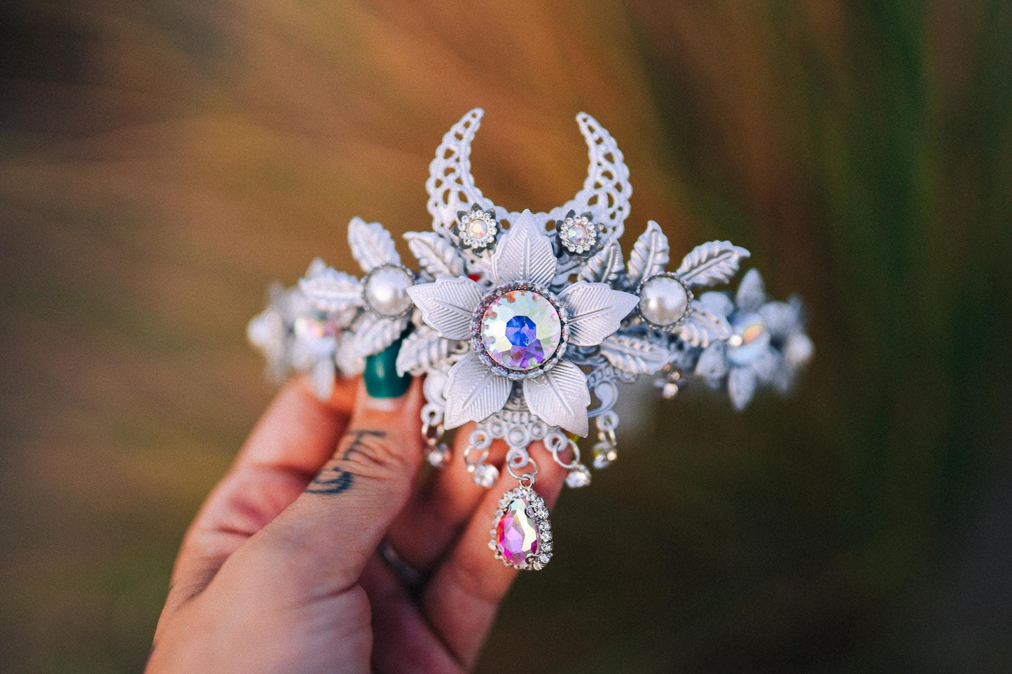 Boho Wedding Tiara, Silver Beach Bride Crown, Celestial Moon Headpiece, Sea Pearl Tiara, Mermaid Bridal Hair Accessory, Goddess Tiara