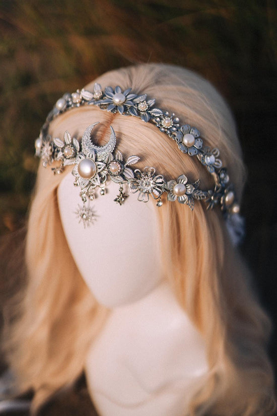 Silver Moon Tiara, Celestial Bridal Crown, Boho Goddess Headpiece, Handmade Pearl Wedding Tiara, Lunar Bride Hair Accessory, Fantasy Tiara