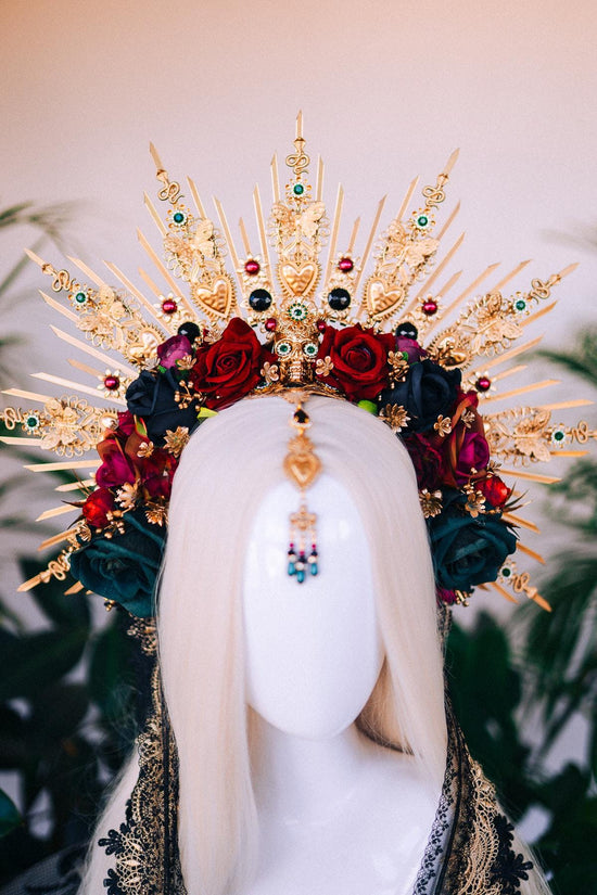 La Catrina Gold Halo Crown, Flower Crown, Red Roses, Emerald Roses, Día De Los Muertos, Sugar Skull Headdress, Festival Headpiece, Mexican