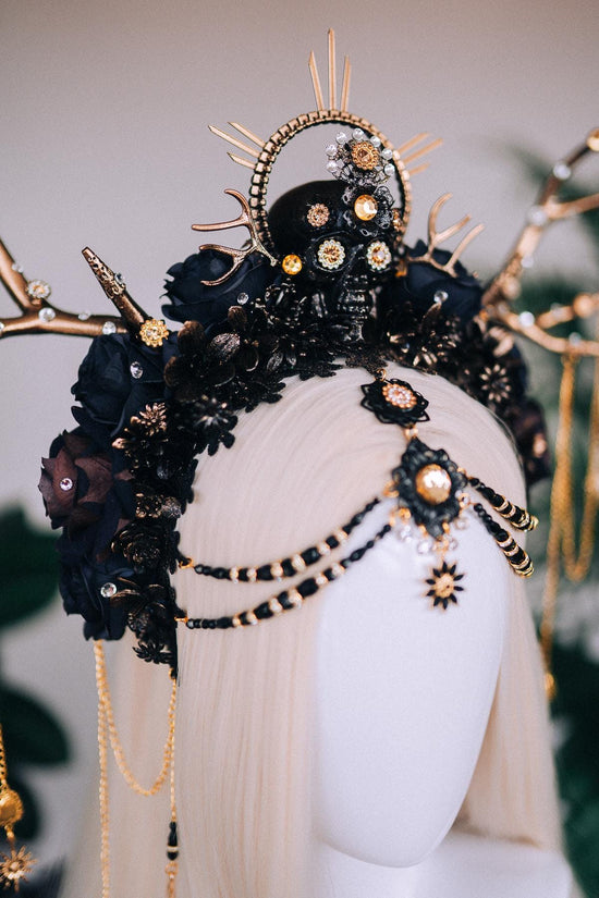 Deer Skull Crown, Dark Forest Headdress, Antler Tiara, Halloween Headpiece, Gothic Goddess Crown, Black Halo, Fantasy Costume,Woodland Queen