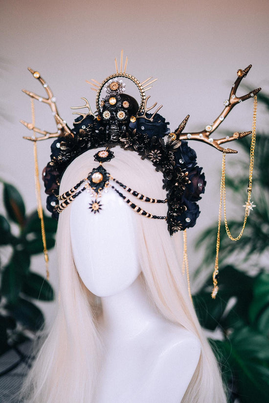 Deer Skull Crown, Dark Forest Headdress, Antler Tiara, Halloween Headpiece, Gothic Goddess Crown, Black Halo, Fantasy Costume,Woodland Queen