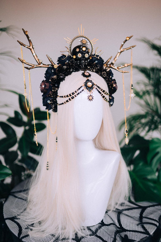 Deer Skull Crown, Dark Forest Headdress, Antler Tiara, Halloween Headpiece, Gothic Goddess Crown, Black Halo, Fantasy Costume,Woodland Queen
