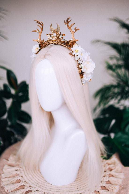 White deer flower crown, Flower crown with antlers, Gold boho crown, Deer costume Halloween, Reindeer crown, Fairy crown, Elf tiara