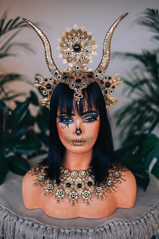 Gold Cleopatra crown and necklace