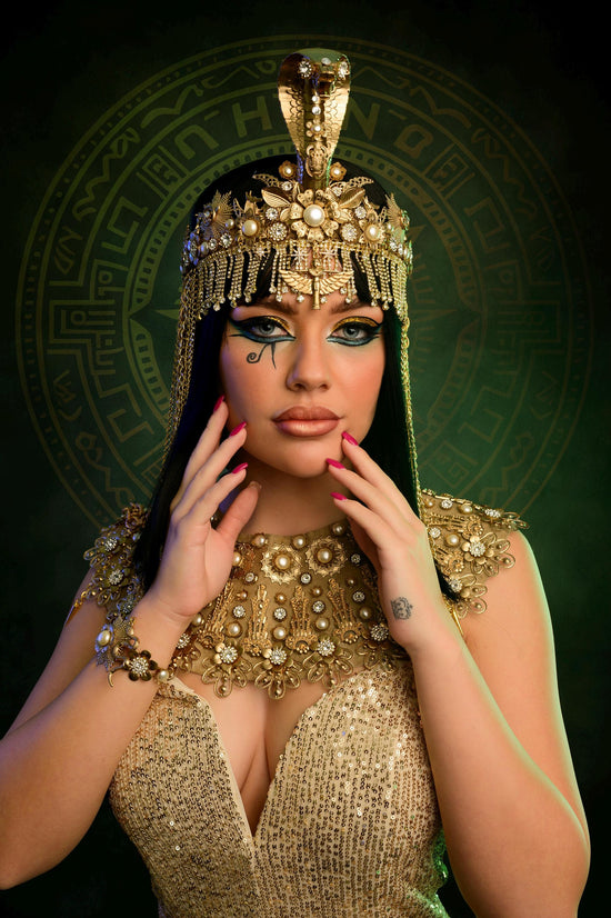 Gold Cleopatra crown and necklace