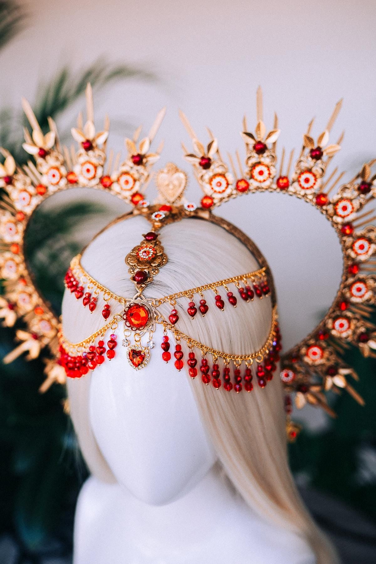 Queen Of Hearts Crown Alice In Wonderland Red Heart Tiara Fantasy Headpiece Halloween Carnival Wedding Festival Costume