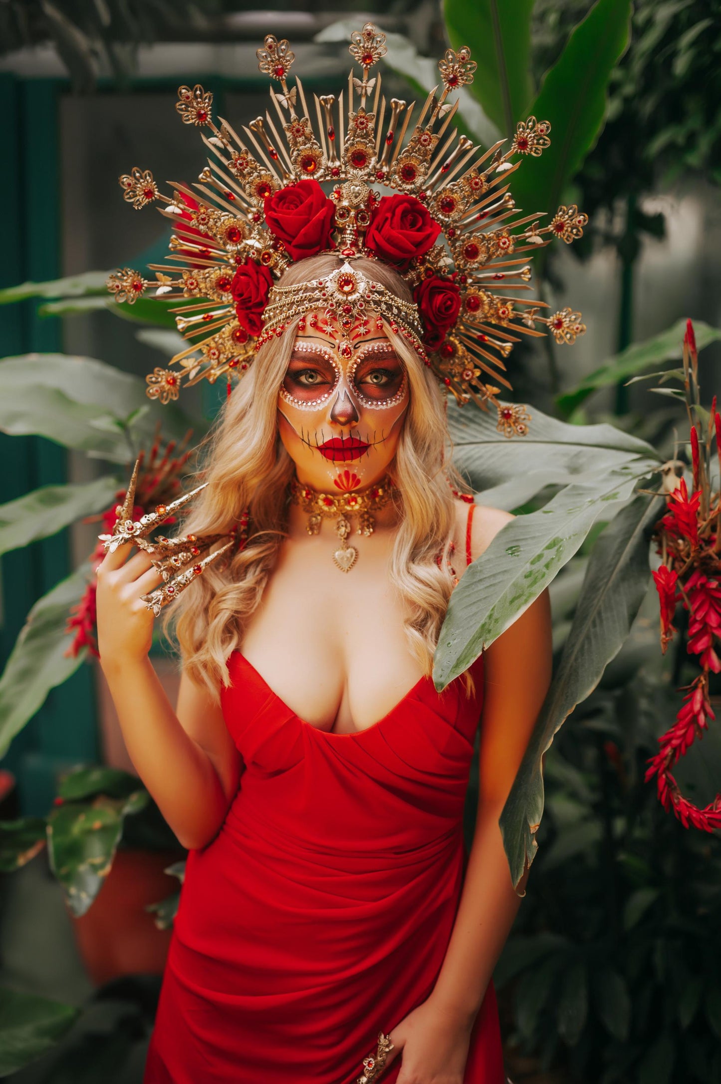 La Catrina Choker Necklace, Gold Filigree, Red Rose, Da de Muertos The whole set La Catrina Choker Necklace, Gold Filigree, Red Rose, Da de Muertos The whole set