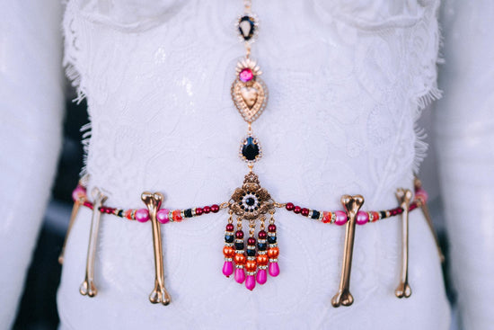 La Catrina Harness Necklace, Gold Body Chain, Red Black Beaded Jewelry, Cross Pendant, Statement Festival Jewelry, Elegant Gothic Style