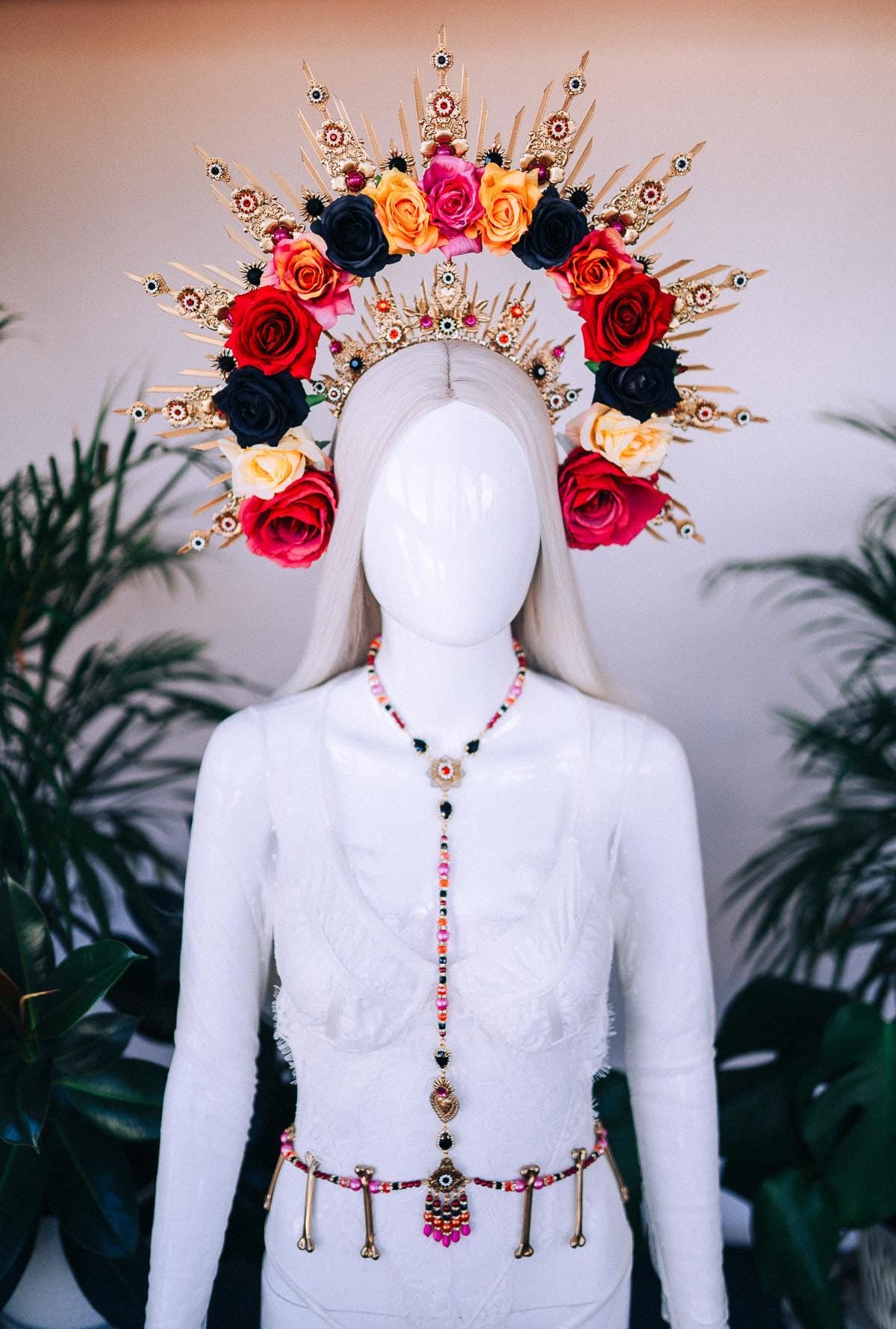 La Catrina Harness Necklace, Gold Body Chain, Red Black Beaded Jewelry, Cross Pendant, Statement Festival Jewelry, Elegant Gothic Style