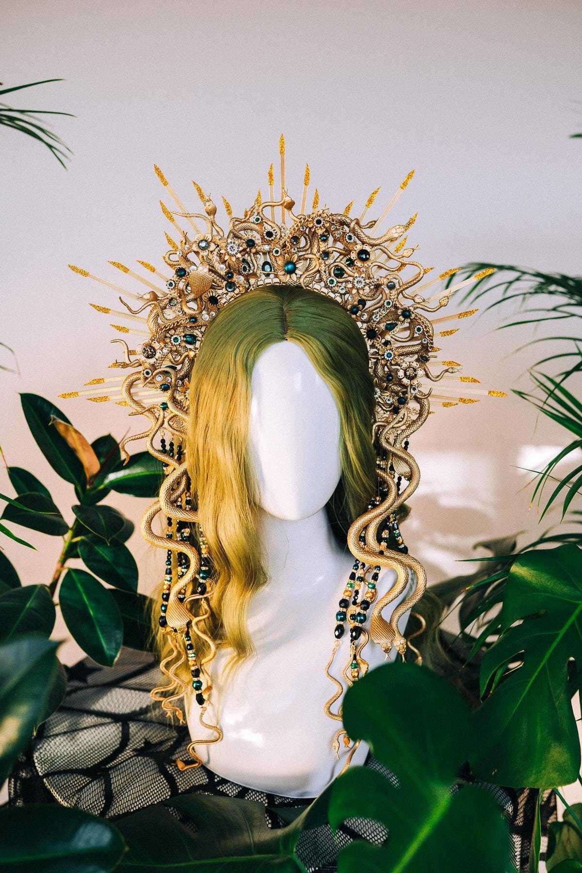 Medusa Halo Crown, Gold Snake Headpiece, Halloween Goddess Tiara, Serpent Halo Headdress, Mythology Costume, Dark Fantasy Crown