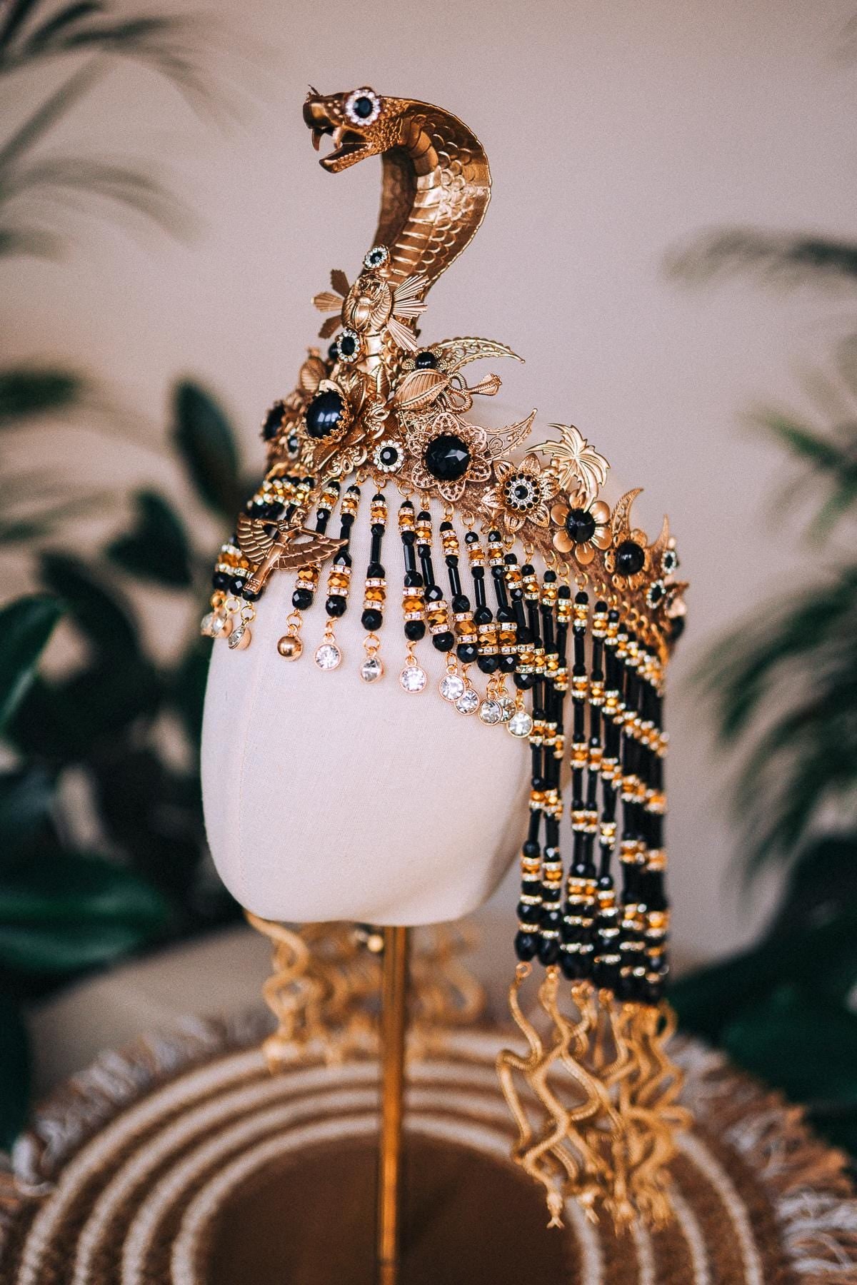 Carnival Cleopatra crown