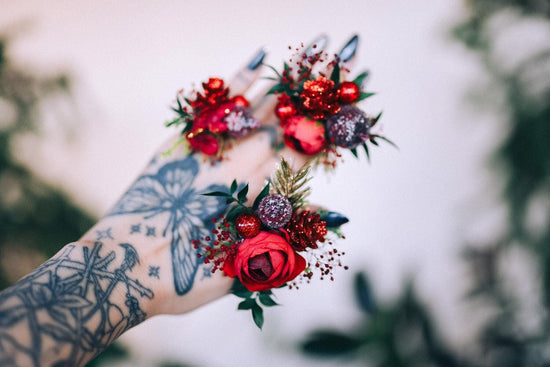 Red Christmas hairpins