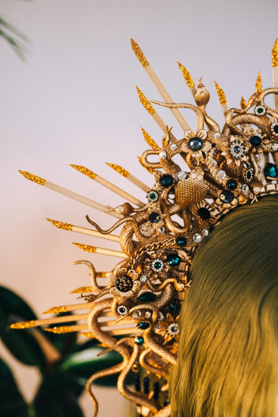 Medusa Halo Crown, Gold Snake Headpiece, Halloween Goddess Tiara, Serpent Halo Headdress, Mythology Costume, Dark Fantasy Crown