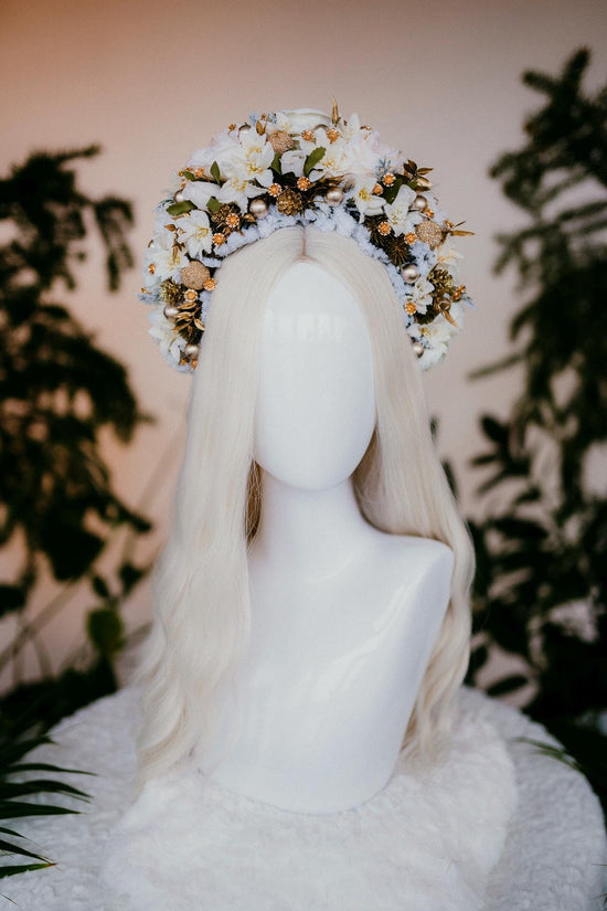 White Christmas flower crown and earrings