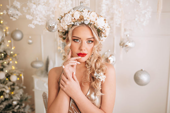 White Christmas party earrings, Winter photo pops, Romantic flower earrings, Flower earrings, Wedding jewelry, Bridal earrings, Winter photo