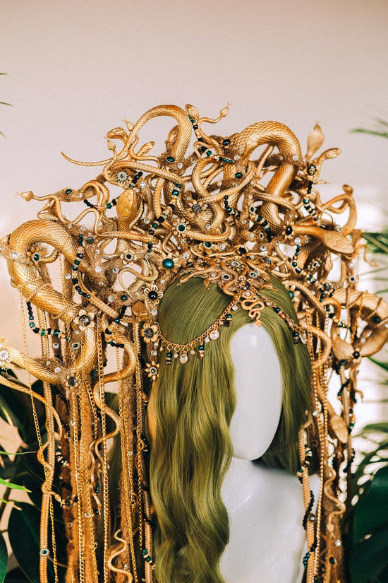 Medusa Crown, Gold Snake Headpiece, Greek Mythology Tiara, Halloween Costume Crown, Gorgon Queen Headdress, Serpent Goddess Halo