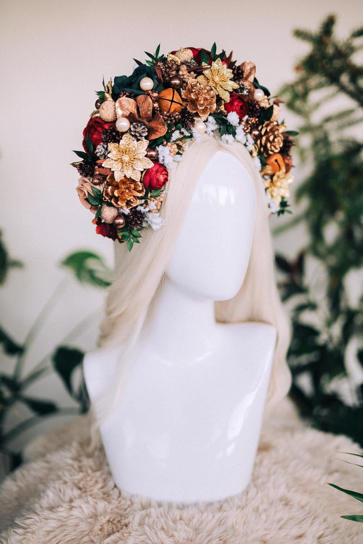 Christmas wedding headband, Christmas party headband, Christmas flower crown, Winter flower crown, Christmas headband, Winter birdal crown