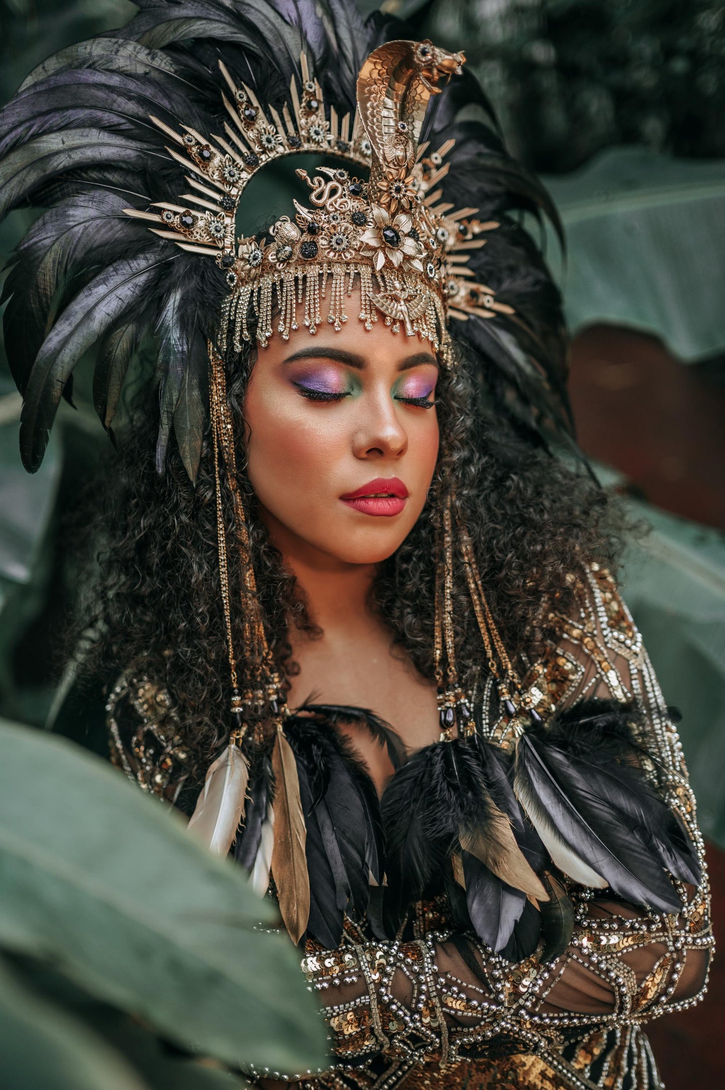 Cleopatra Feather Crown, Snake Headpiece, Egyptian Festival Crown, Mardi Gras Queen Accessory, Luxurious Cleopatra Headdress for Halloween