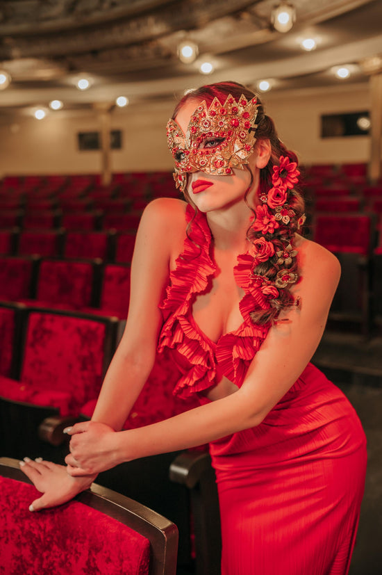 Red Gold Goddess Masquerade Mask Crystal Embellished Luxury Carnival Accessory - Flower Hair pins Red Gold Goddess Masquerade Mask Crystal Embellished Luxury Carnival Accessory - Flower Hair pins