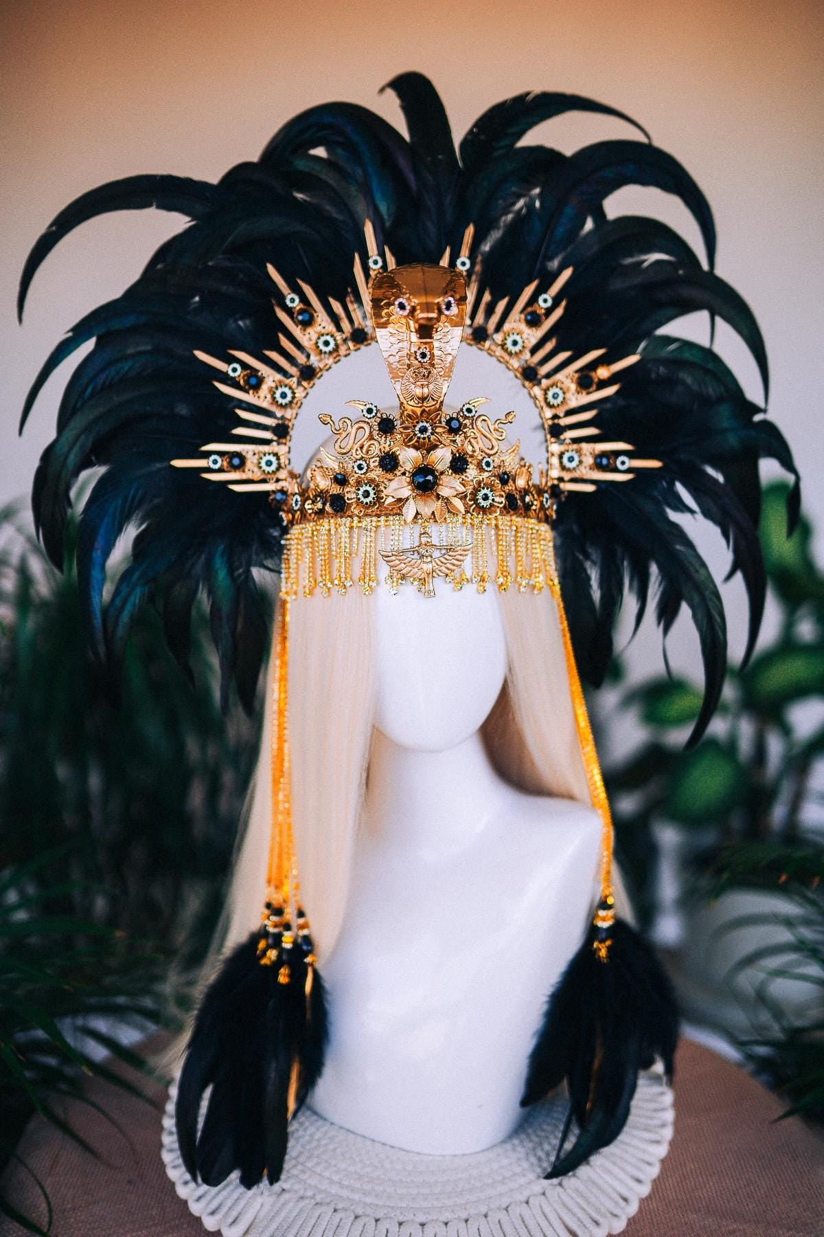 Cleopatra Feather Crown, Snake Headpiece, Egyptian Festival Crown, Mardi Gras Queen Accessory, Luxurious Cleopatra Headdress for Halloween